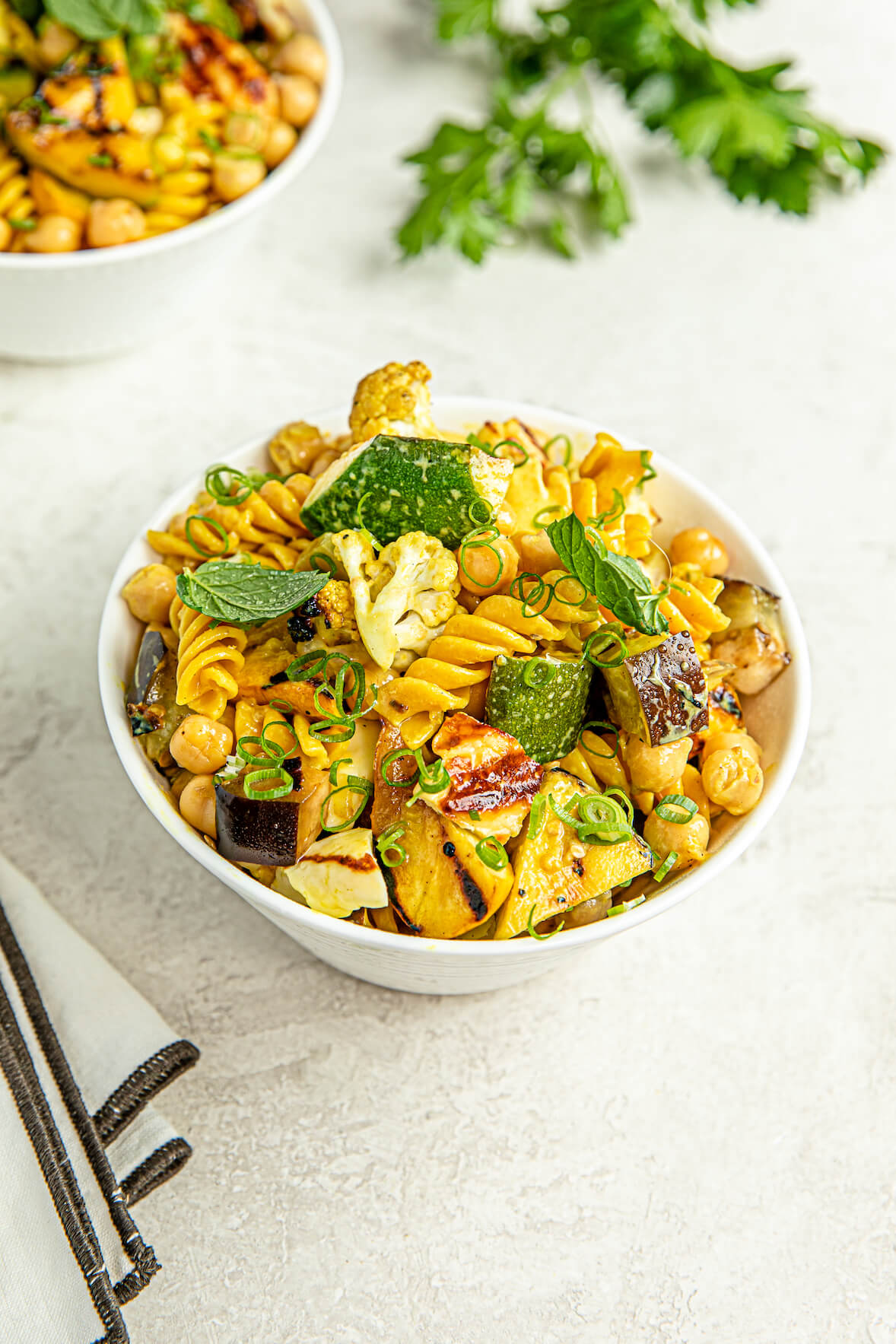Salade de pâtes au curcuma