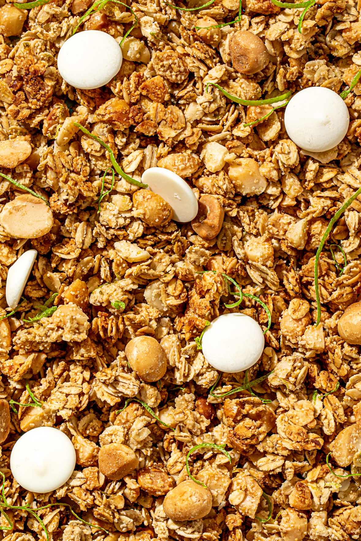 Macadamia and white chocolate granola