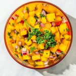 Salsa à la mangue épicée