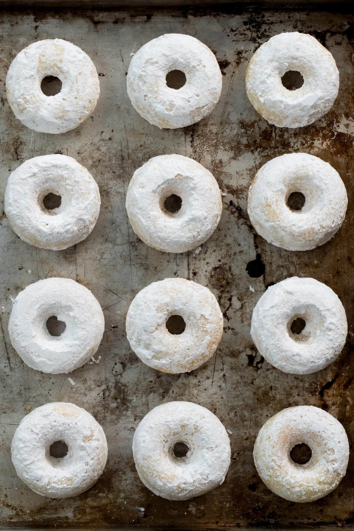Mini beignes maison cuits au four