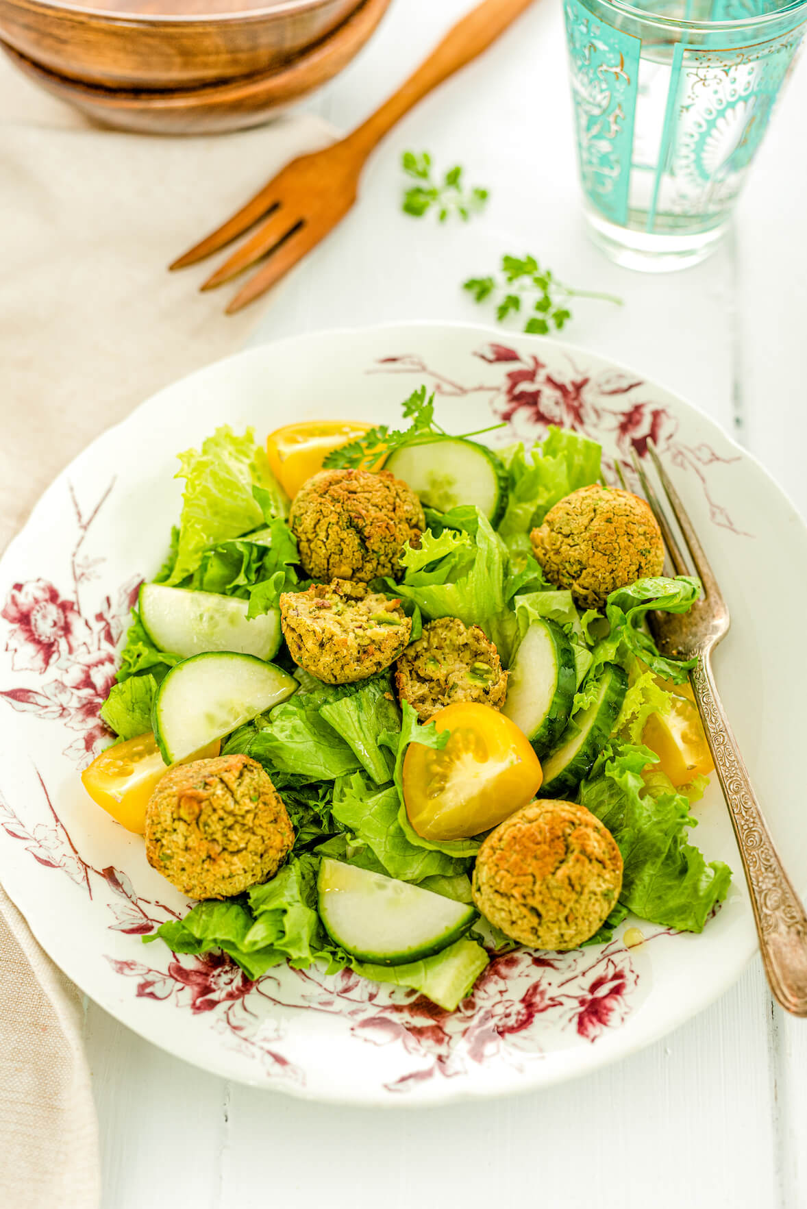 Green broccoli falafels