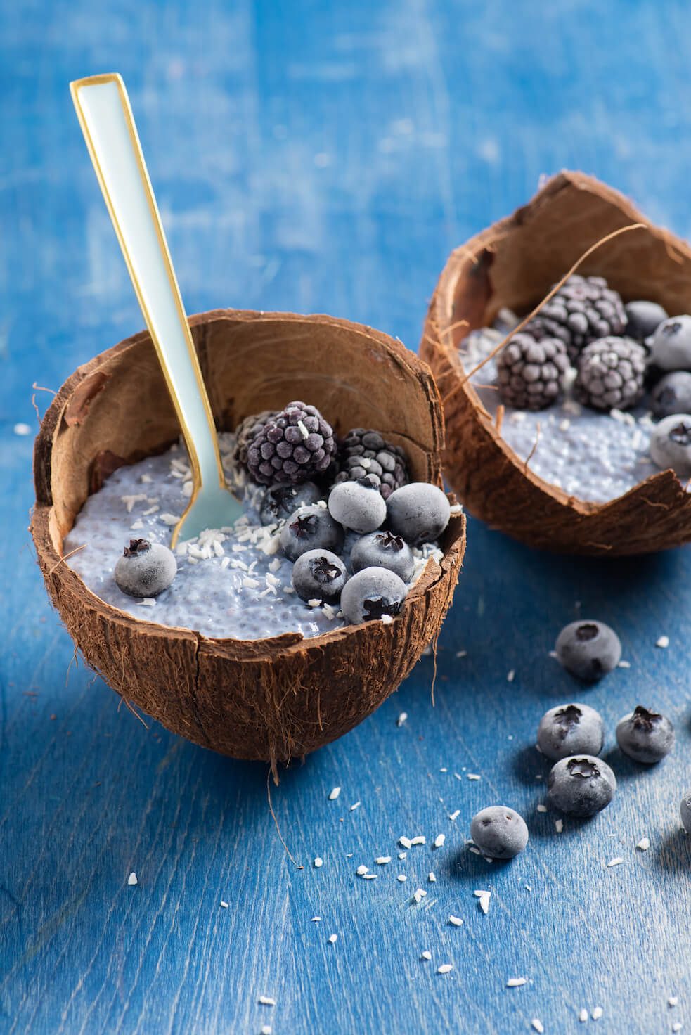 Blue chia pudding