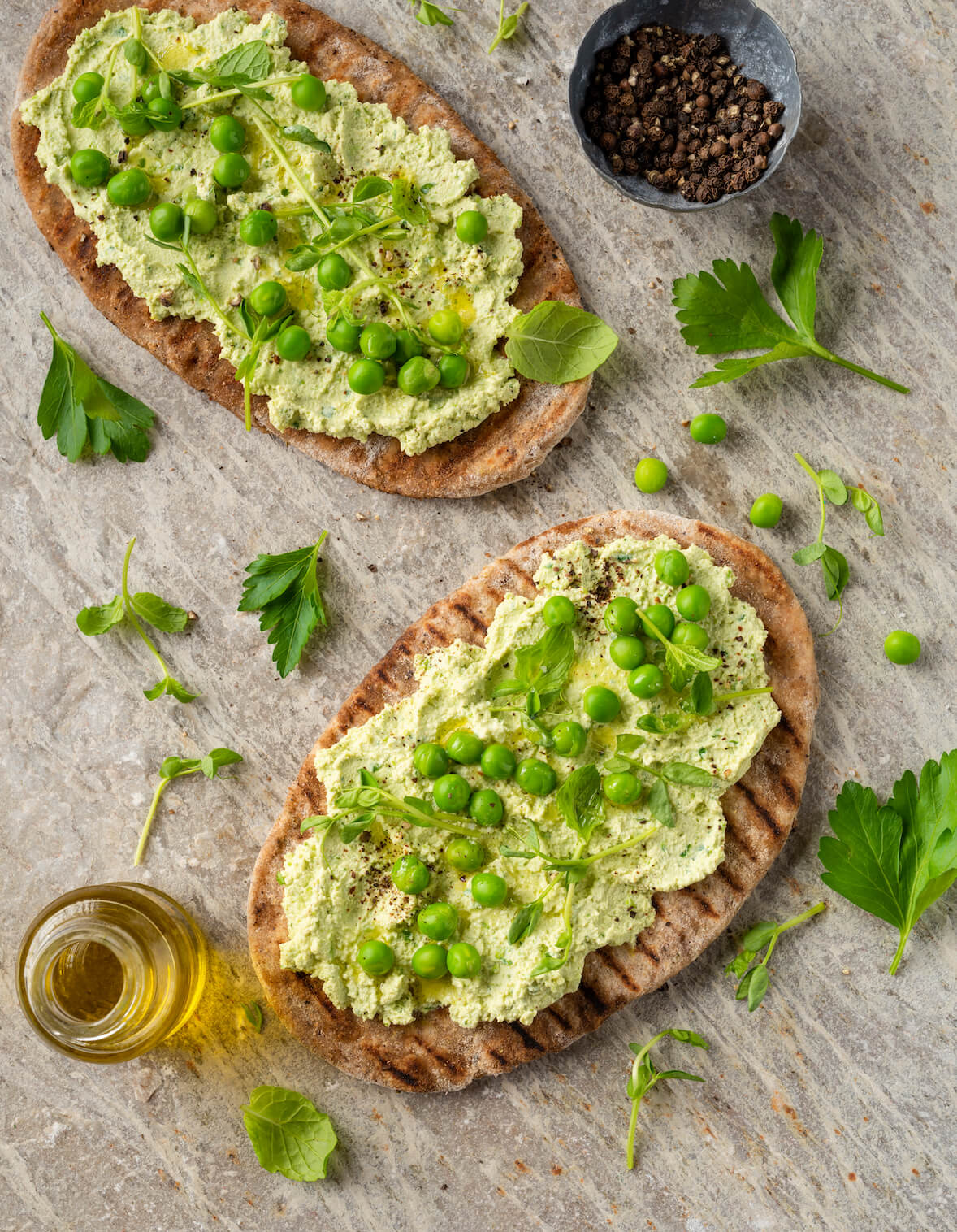 Tartine de tofu sur pain plat