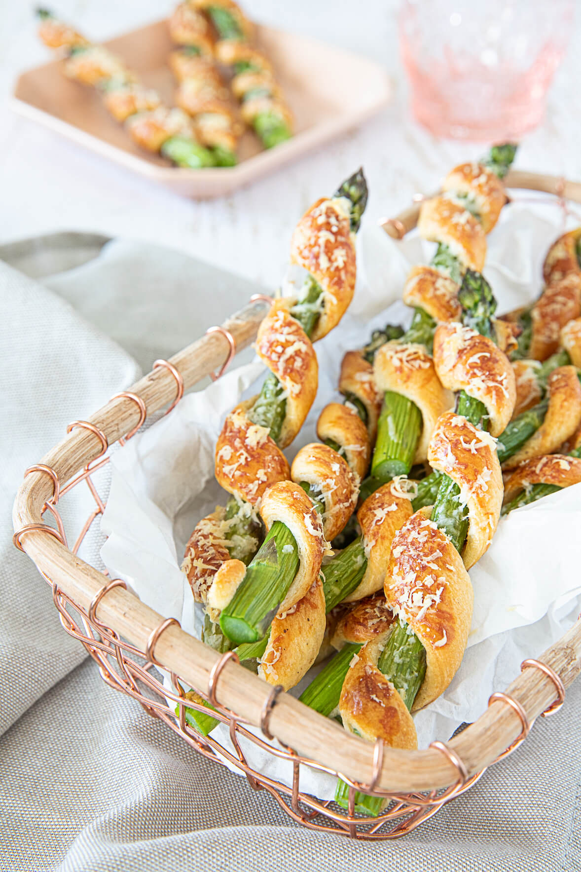 Parmesan asparagus spirals
