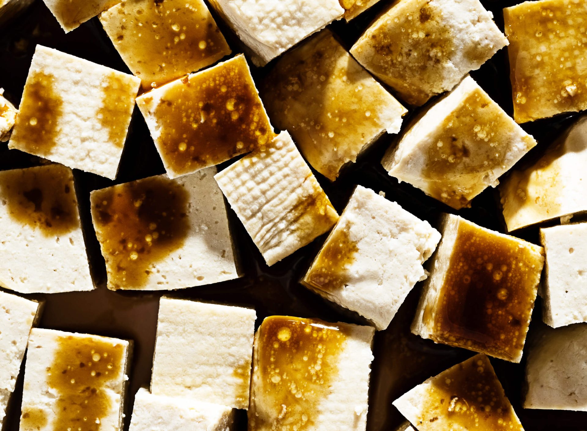 Comment mariner le tofu facilement?