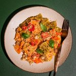 Pâtes au fromage feta et tomates cerises comme sur TikTok