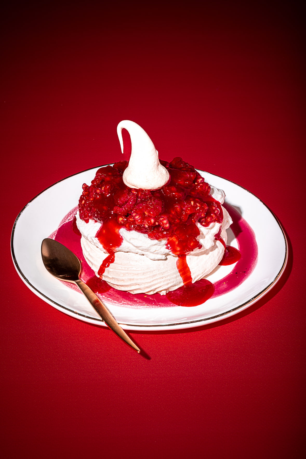 Recette pavlova aux petits fruits rouges