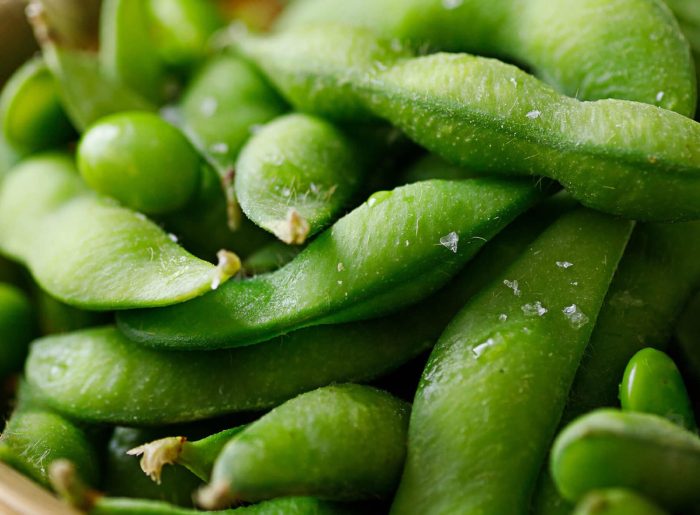 L'edamame : valeurs nutritives, calories, bienfaits santé, recettes et utilisations