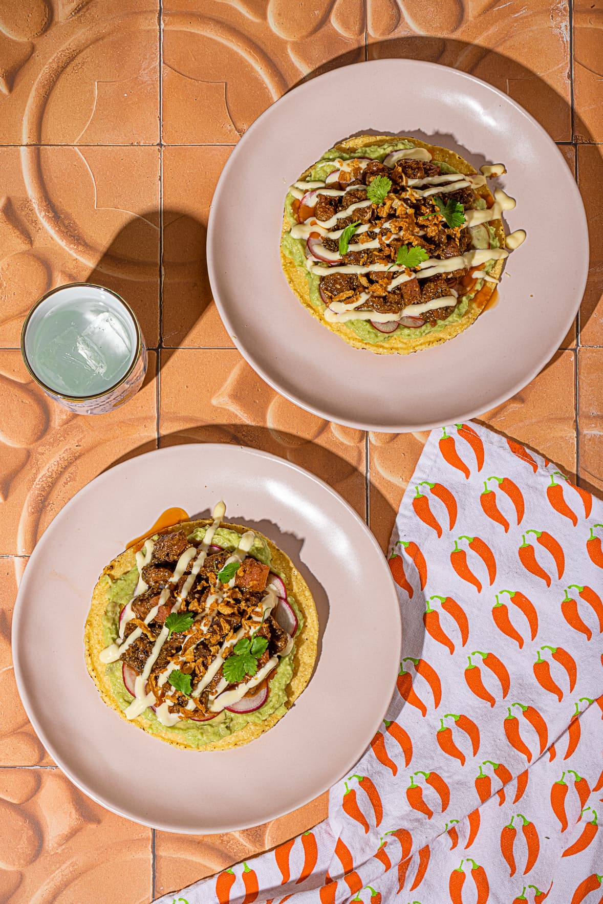Tostada au thon épicé