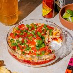 Trempette étagée à la salsa et au fromage à la crème
