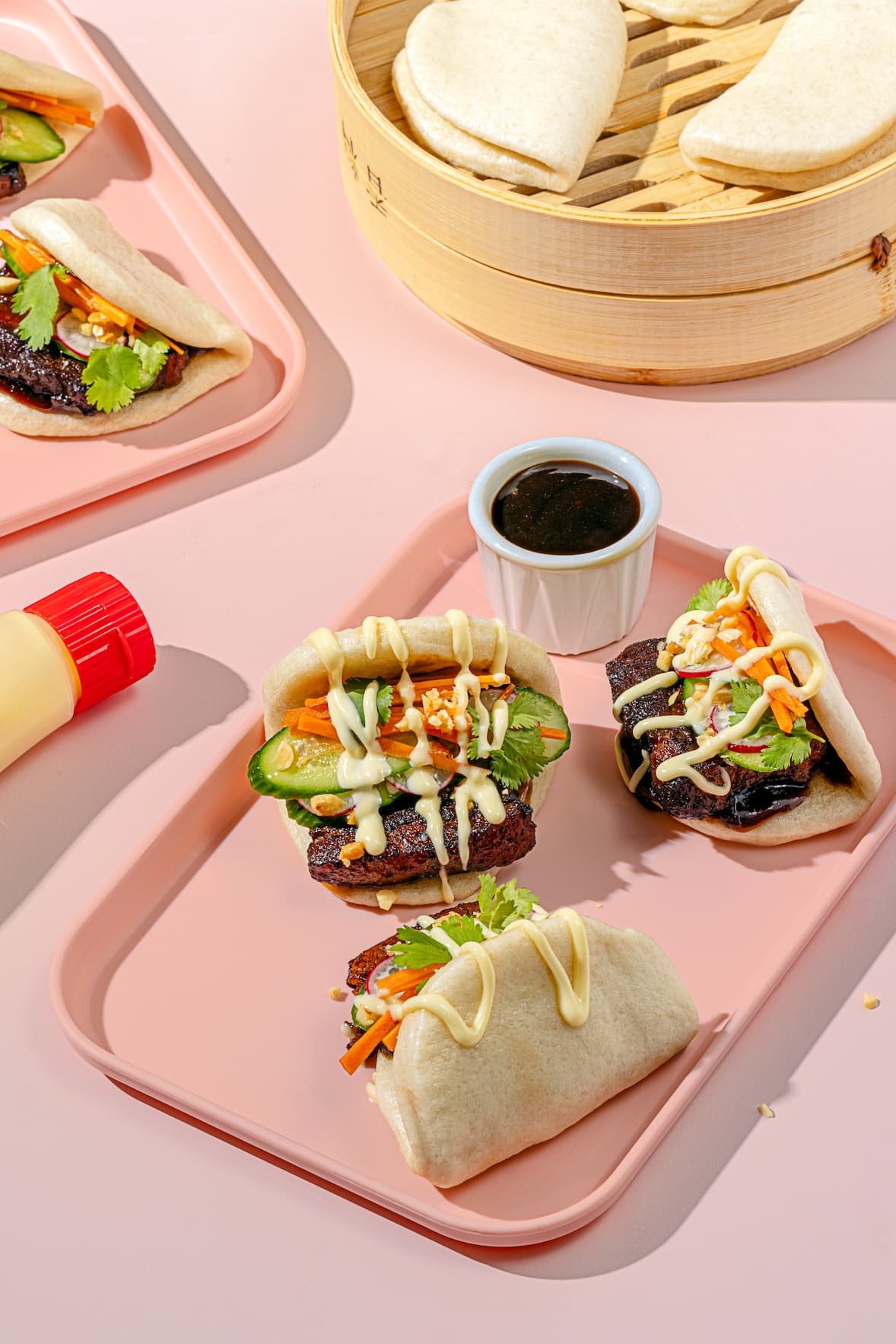 Petits pains bao buns avec flanc de porc