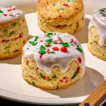 Scones de Noël (saveur de canne de bonbon)