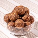 Boules d’énergie dattes et cacao