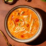 Soupe crémeuse Tom Yum au poulet