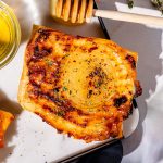 Tartelettes renversées à l’oignon caramélisé