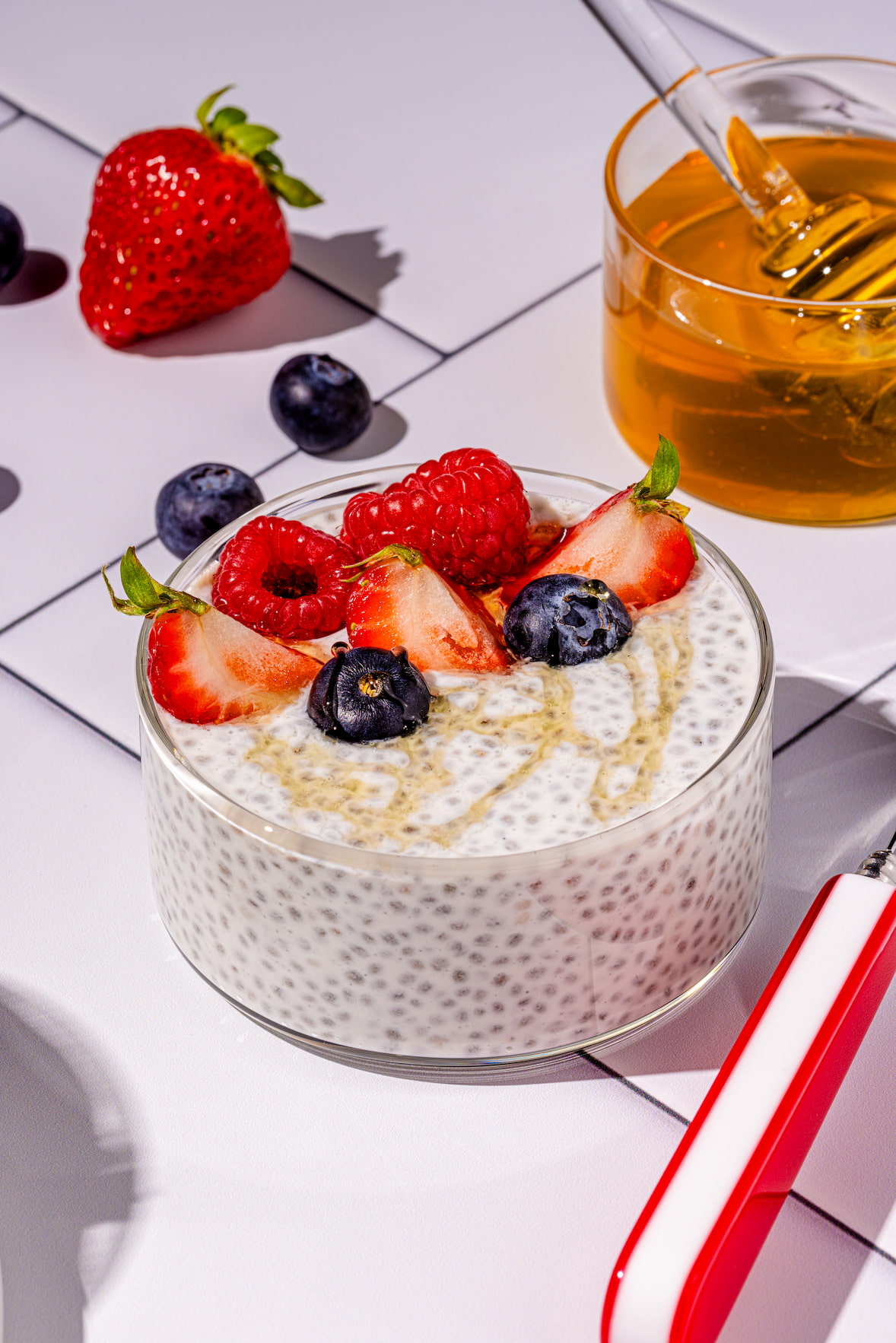 Pouding de chia à la vanille avec petits fruits