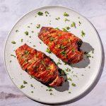 Poulet enrobé de bacon au air fryer