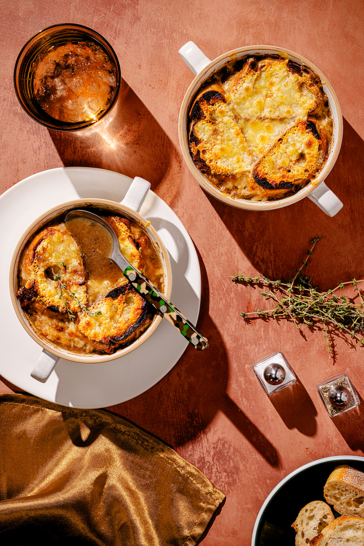 Soupe à l'oignon traditionnelle
