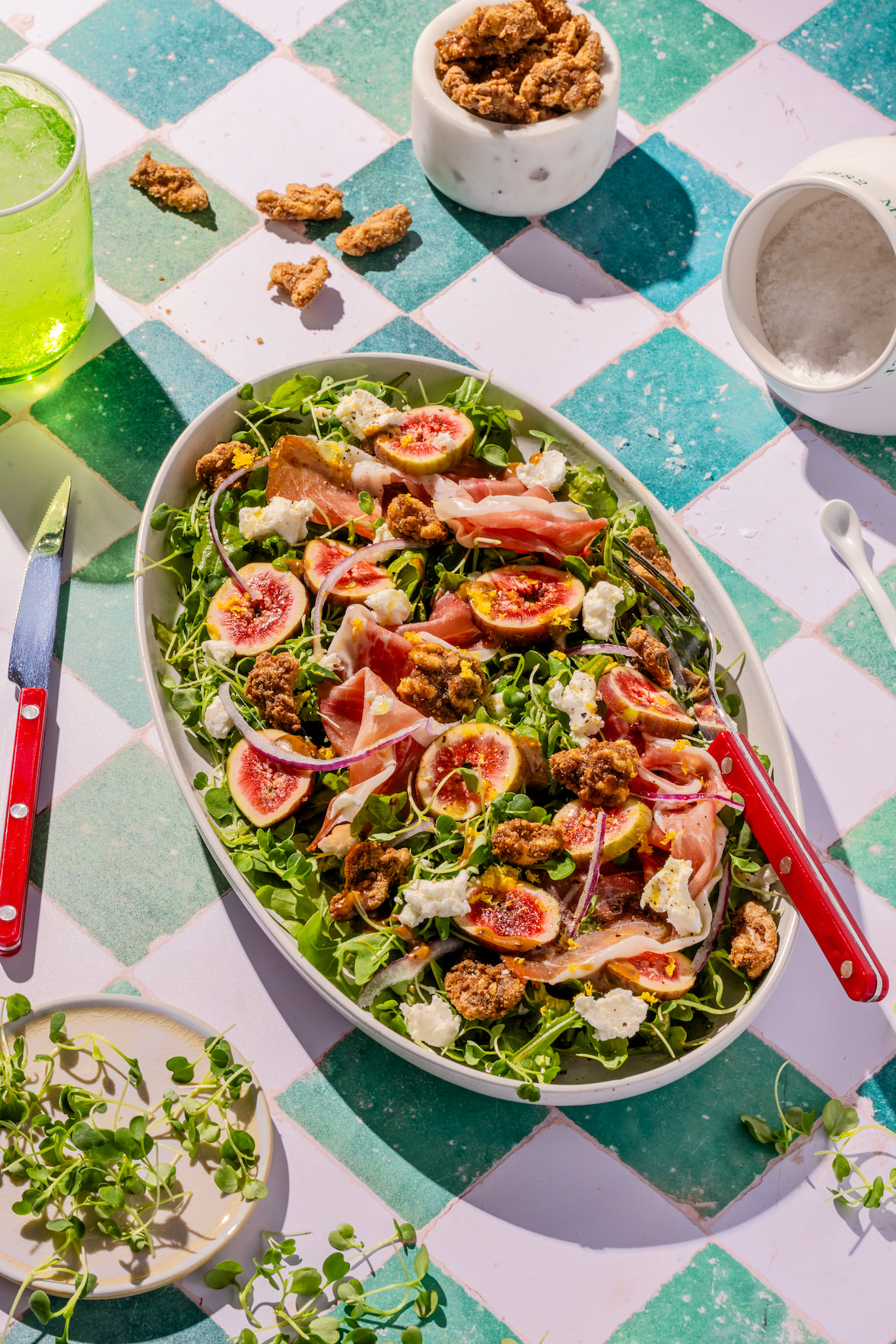 Salade de figues fraîches et fromage de chèvre
