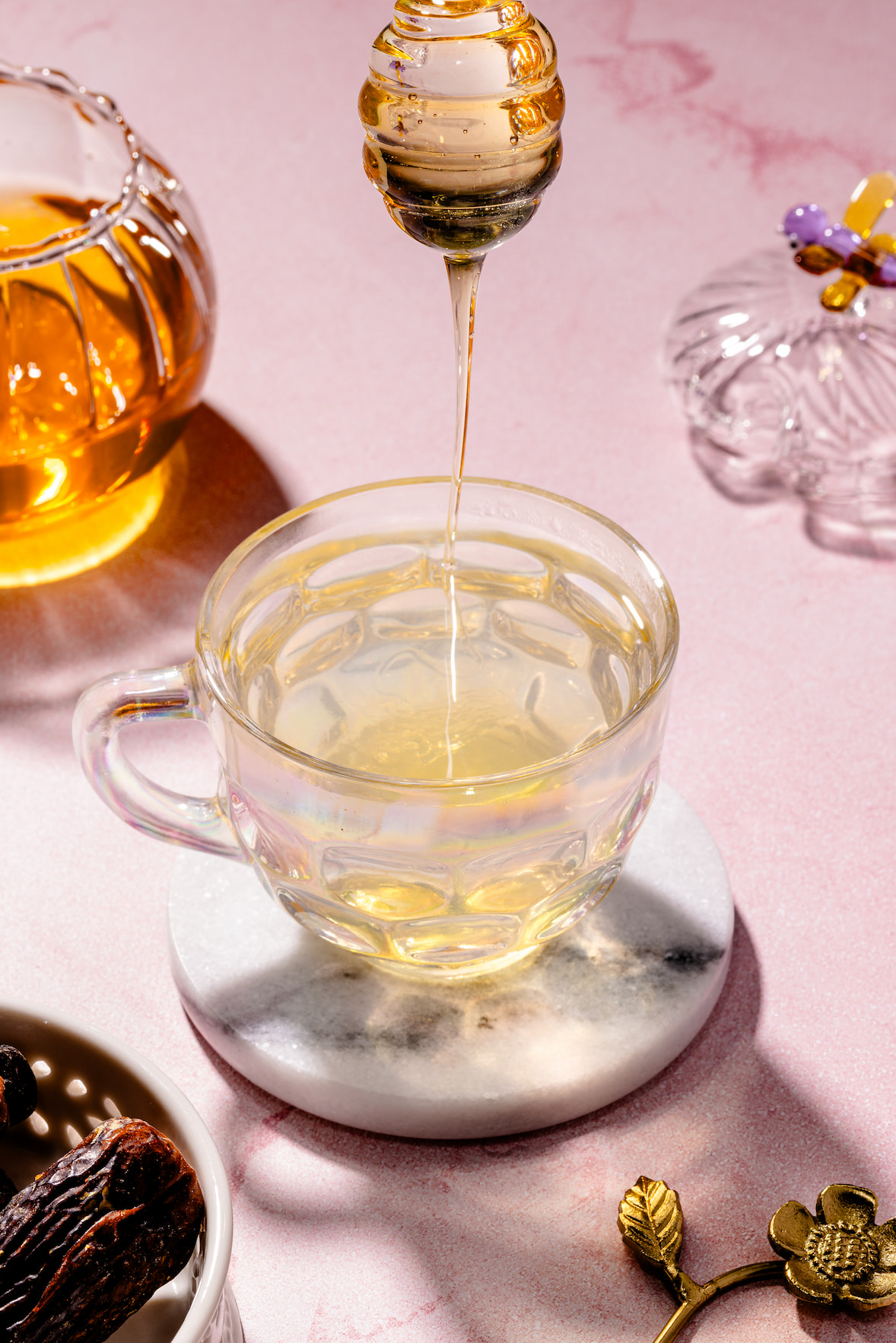 Café blanc (boisson chaude au miel et à l'eau de fleur d'oranger)