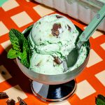 Crème glacée menthe et chocolat